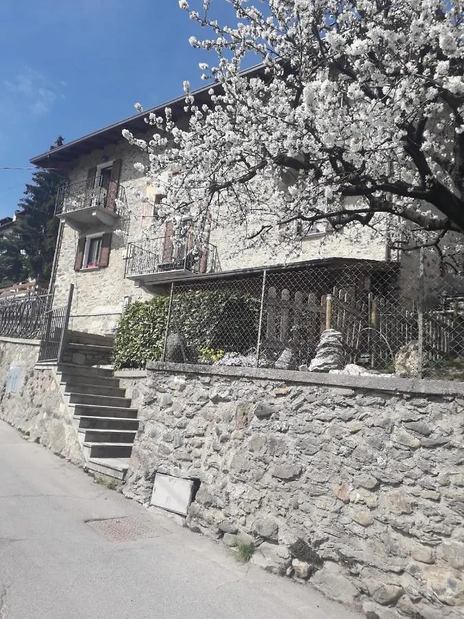 Casa Vacanza Da Ghislin Teglio 0*,  Olaszország