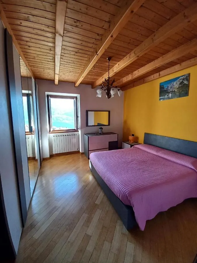 Casa Vacanza Da Ghislin Teglio Apartman