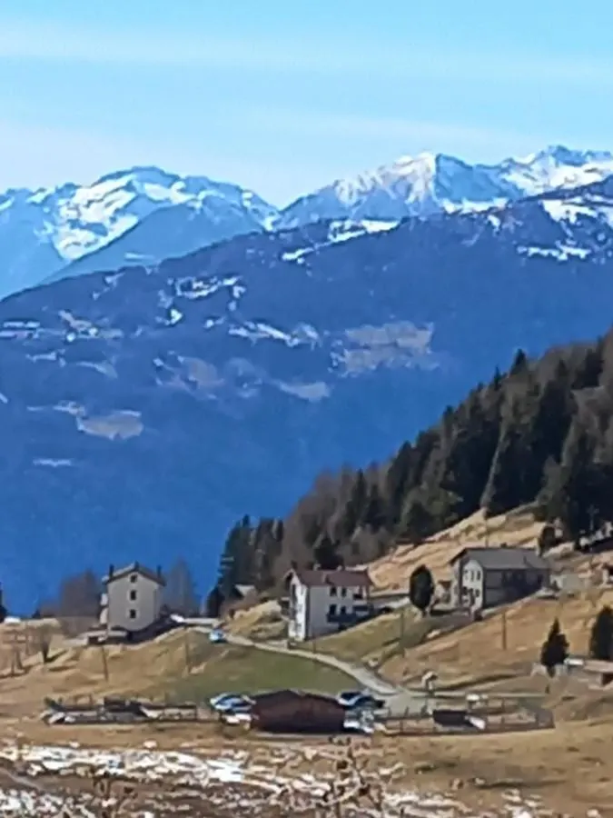 Casa Vacanza Da Ghislin Teglio Olaszország